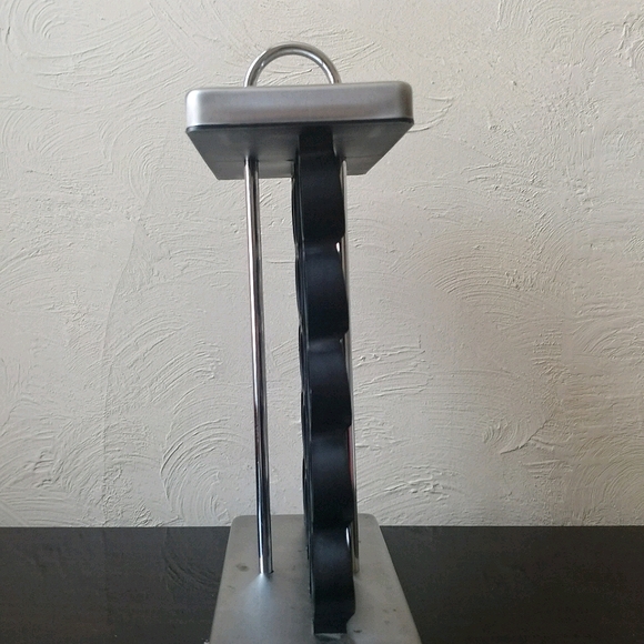 Countertop spice rack with 20 jars - Picture 5 of 7